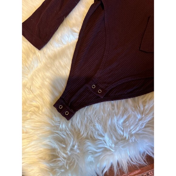 Forever 21 Bodysuit small - Picture 4 of 4